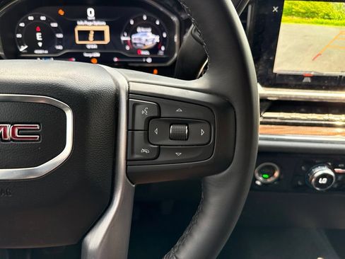 Used 2024 GMC Sierra 1500 Elevation AWD/4WD image 21