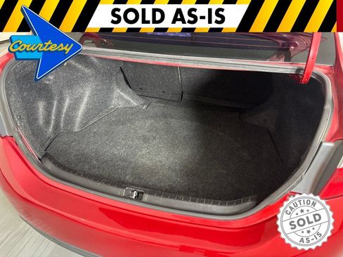 Used 2016 Toyota Corolla LE FWD image 19