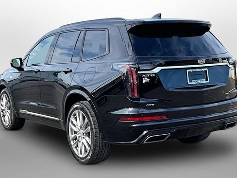 Used 2021 Cadillac XT6 Sport AWD/4WD image 12