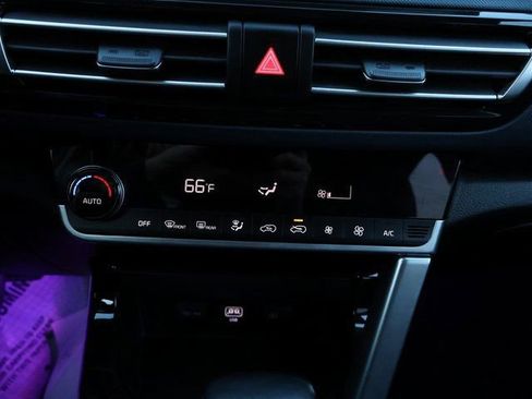 Used 2022 Kia Seltos S image 22