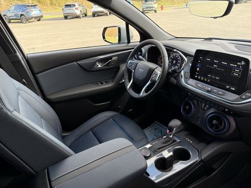 New 2025 Chevrolet Blazer RS w/ Driver Confidence II Package image 18