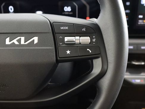 Used 2025 Kia K4 EX FWD image 10