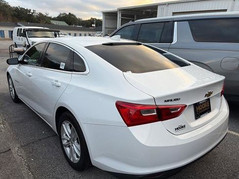 Used 2018 Chevrolet Malibu LT image 4