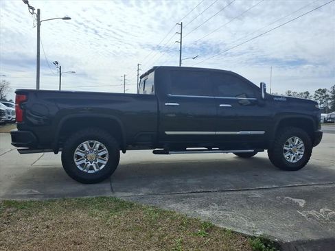 Used 2025 Chevrolet Silverado 2500 High Country w/ Z71 Off-Road Package image 8