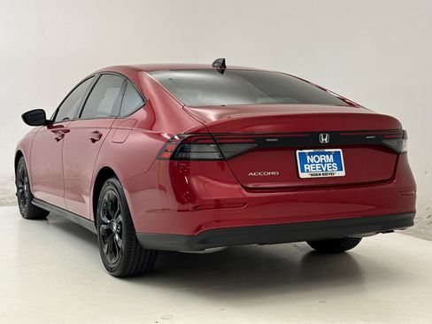 Used 2025 Honda Accord SE image 7