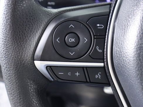 Used 2021 Toyota Camry LE FWD image 12