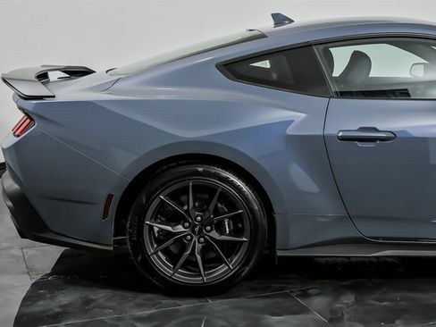 Used 2025 Ford Mustang Dark Horse image 12