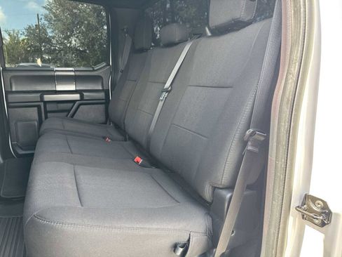 Used 2019 Ford F150 XLT w/ Equipment Group 302A Luxury AWD/4WD image 19