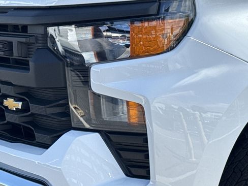 Used 2025 Chevrolet Silverado 1500 W/T image 6