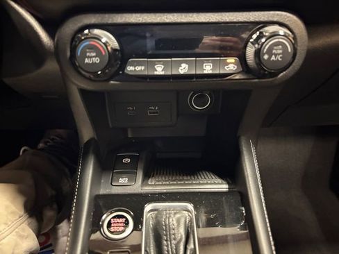 Certified 2023 Nissan Kicks SR w/ Interior Electronics Package image 20