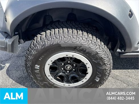 Used 2024 Ford Bronco Badlands w/ Sasquatch Package image 20
