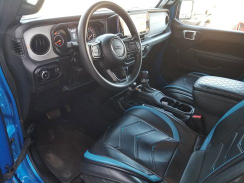 Used 2024 Jeep Wrangler Sport image 8