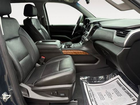 Used 2019 Chevrolet Tahoe Premier AWD/4WD image 17