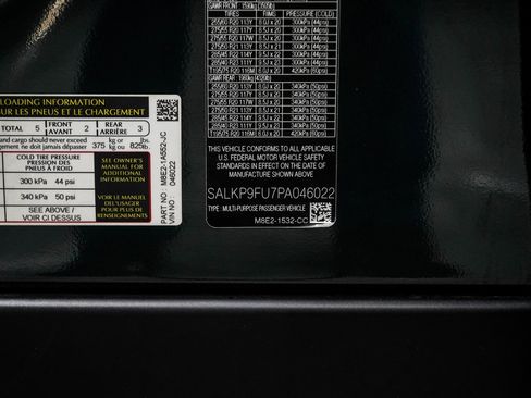 Used 2023 Land Rover Range Rover SE image 41