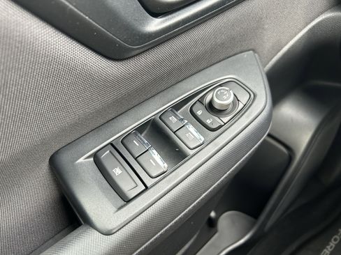 Used 2025 Subaru Forester Premium w/ Protection Package (1PH) image 20