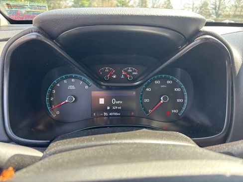 Used 2022 GMC Canyon AT4 image 19