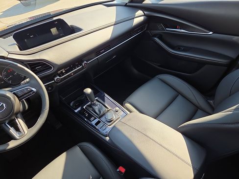 Used 2025 MAZDA CX-30 AWD 2.5 S w/ Select Sport Pkg image 12