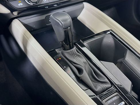 Used 2024 Honda Accord EX-L image 18