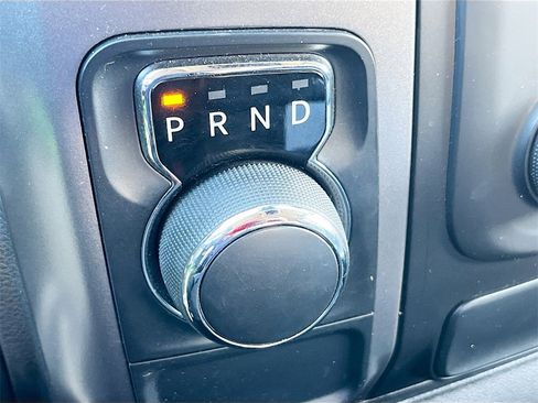 Used 2022 RAM 1500 Classic SLT image 16