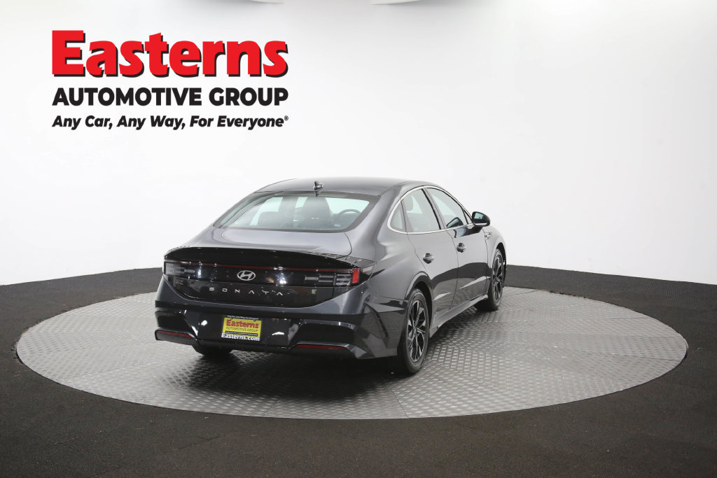 Used 2025 Hyundai Sonata SEL FWD image 42