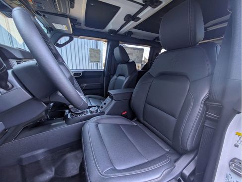 New 2026 Ford Bronco Badlands AWD/4WD image 26
