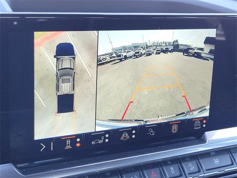 Used 2024 GMC Sierra 1500 SLT image 17