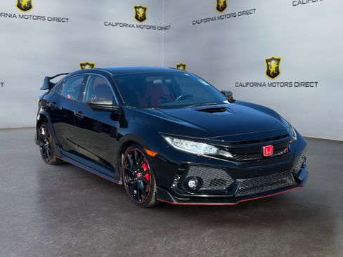 Used 2018 Honda Civic Type R image 7