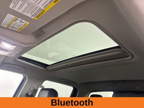 Used 2024 Nissan Frontier SL w/ Technology Package image 11