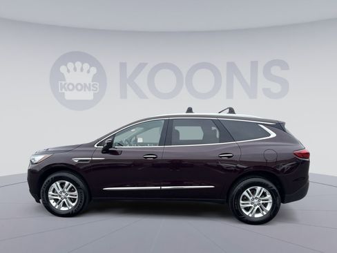 Used 2018 Buick Enclave Essence image 2