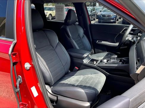 Used 2024 Mitsubishi Outlander SE AWD/4WD image 7