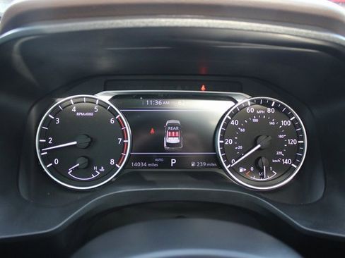 Used 2023 Nissan Rogue SV w/ SV Premium Package image 12