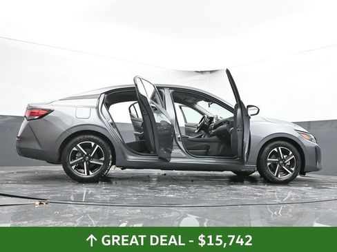 Used 2024 Nissan Sentra SV image 76