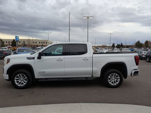 Used 2021 GMC Sierra 1500 AT4 image 9
