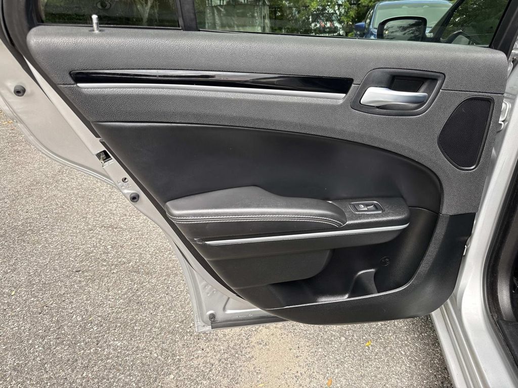 Used 2023 Chrysler 300 S RWD image 12
