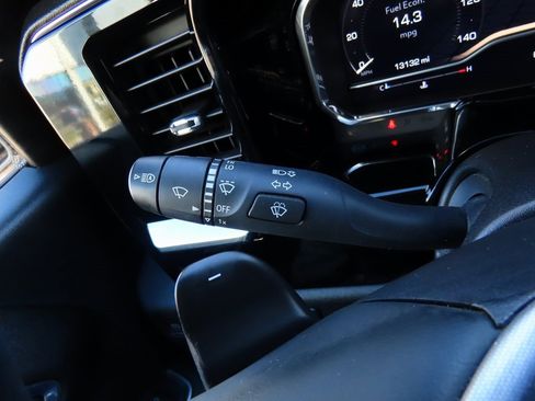 Used 2023 GMC Sierra 1500 Elevation w/ Preferred Package image 33