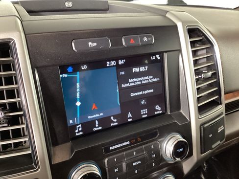 Used 2018 Ford F150 King Ranch w/ Equipment Group 601A Luxury AWD/4WD image 28