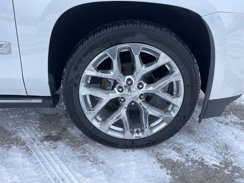 Used 2016 Cadillac Escalade ESV Premium image 12