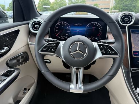 Used 2026 Mercedes-Benz GLC 350e 4MATIC image 14
