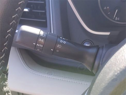 New 2025 Subaru Ascent Limited w/ Popular Package #2 image 25