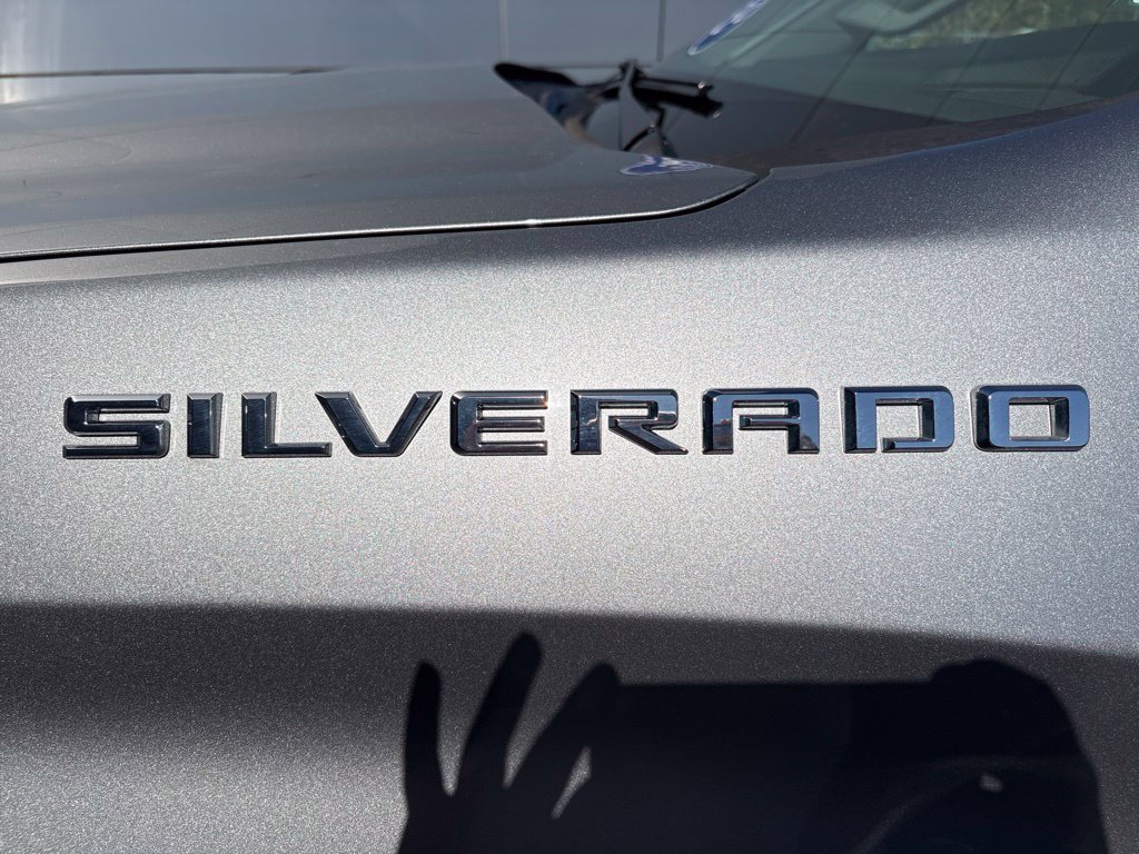 Used 2025 Chevrolet Silverado 1500 LT AWD/4WD image 7