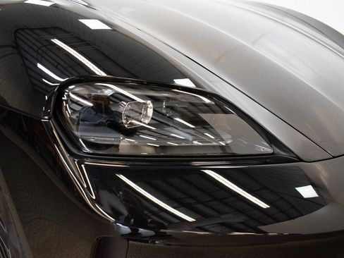Used 2025 Porsche Taycan AWD/4WD image 12