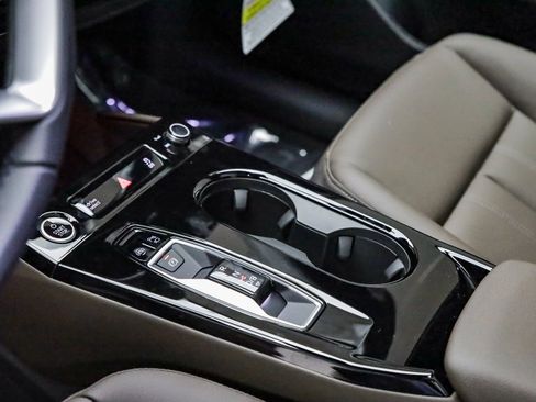 New 2025 Audi A6 e-tron Premium Plus image 24