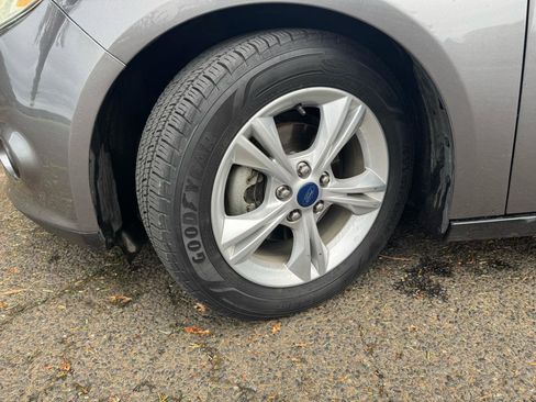 Used 2014 Ford Focus SE image 20