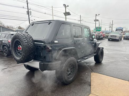 Used 2017 Jeep Wrangler Unlimited Sahara w/ Quick Order Package 24E Chief image 6