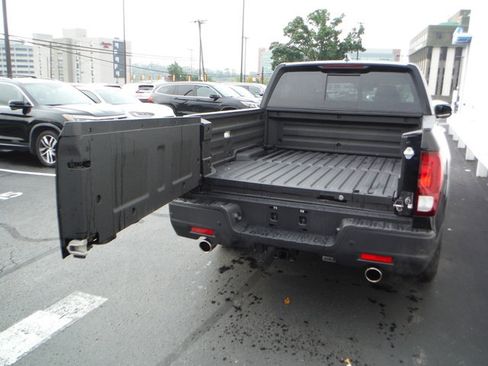 Used 2023 Honda Ridgeline RTL-E image 13