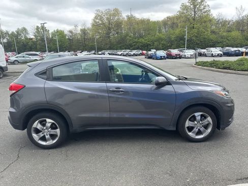 Used 2022 Honda HR-V LX image 17