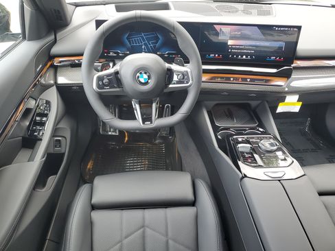 New 2027 BMW 530i xDrive w/ M Sport Package AWD/4WD image 23