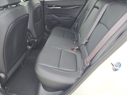New 2026 Kia Seltos EX FWD image 16