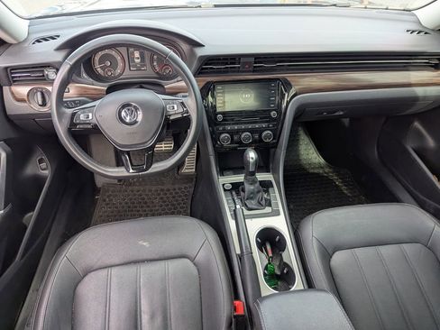 Used 2022 Volkswagen Passat 2.0T FWD image 31