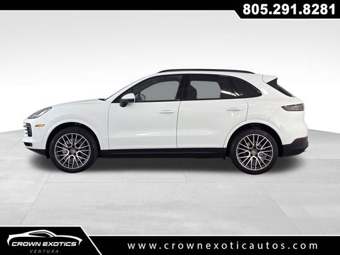 Used 2022 Porsche Cayenne image 4